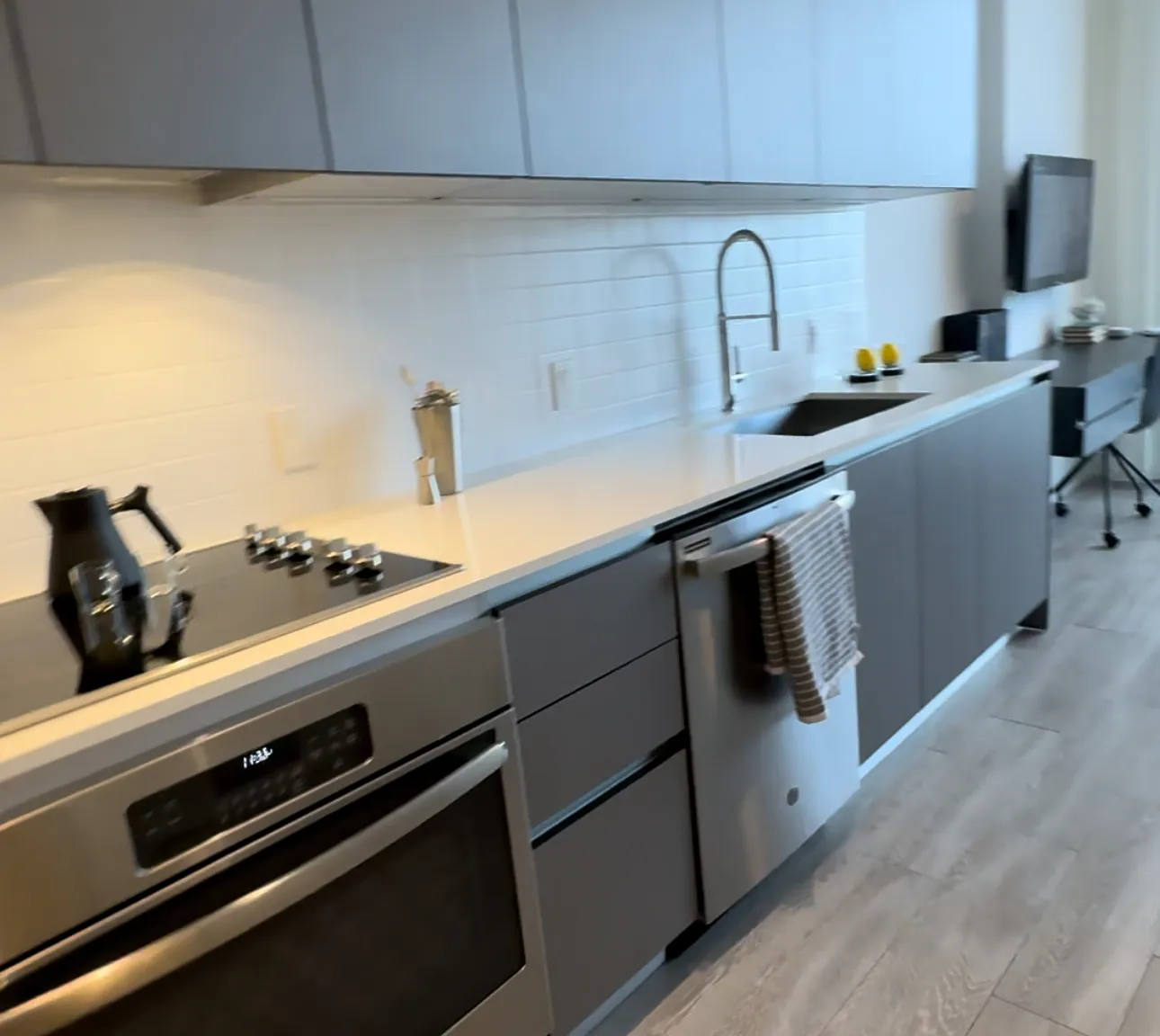Studio, 487 sqft, $1,979 — Photo 1