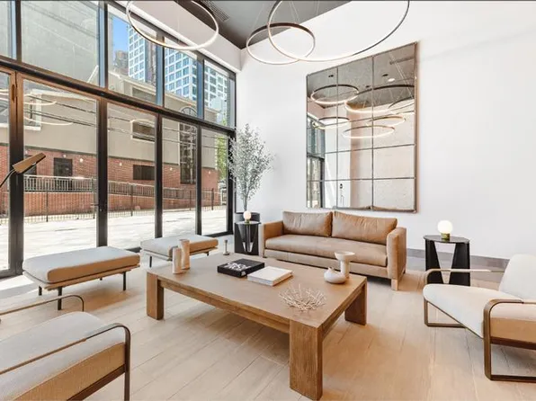 9 Homestead Place image 2 of 17