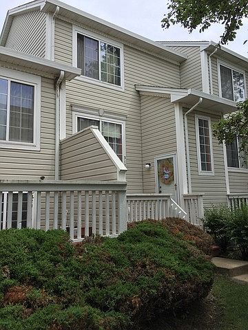 1st image of 312 Plumtree Ct #312