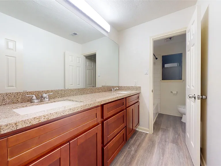 1206 Woven Wood Ct — Photo 33