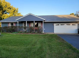 8614 S Hill Rd, Marengo, IL 60152