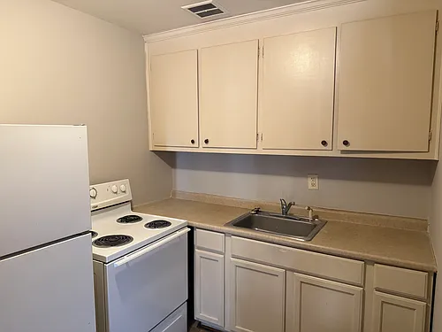 Randolph st Apartments Photo 1