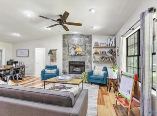 560 Reed Rd, Guntersville, AL 35976