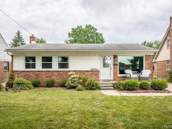 16324 Drake St, Southgate, MI 48195