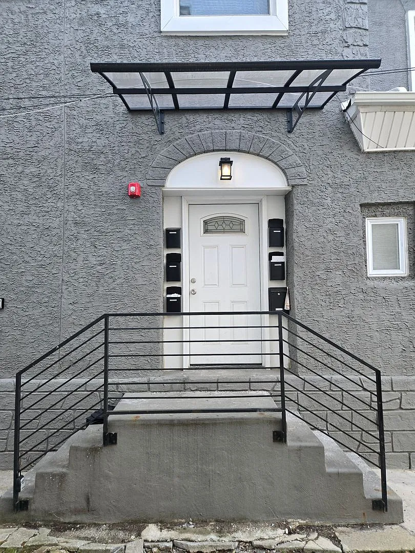 Chelten Ave 706 E — Photo 2