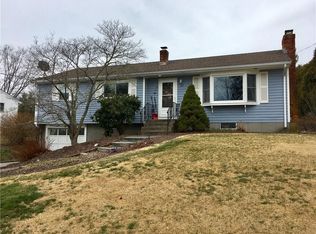 165 Windward Dr, Portsmouth, RI 02871