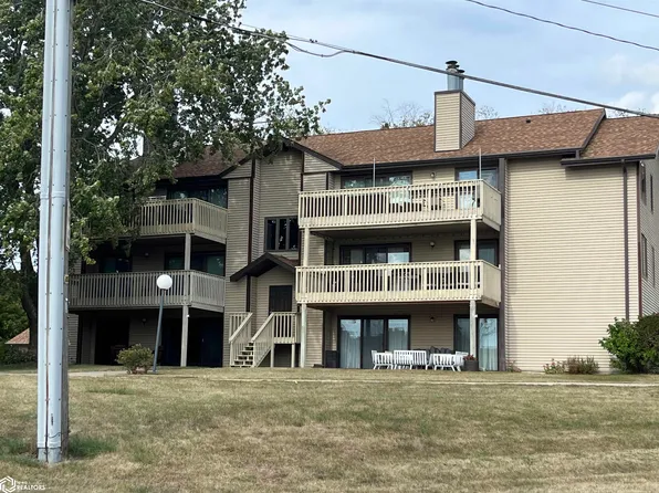 120 Clark Rd Unit A18, Clear Lake, IA 50428