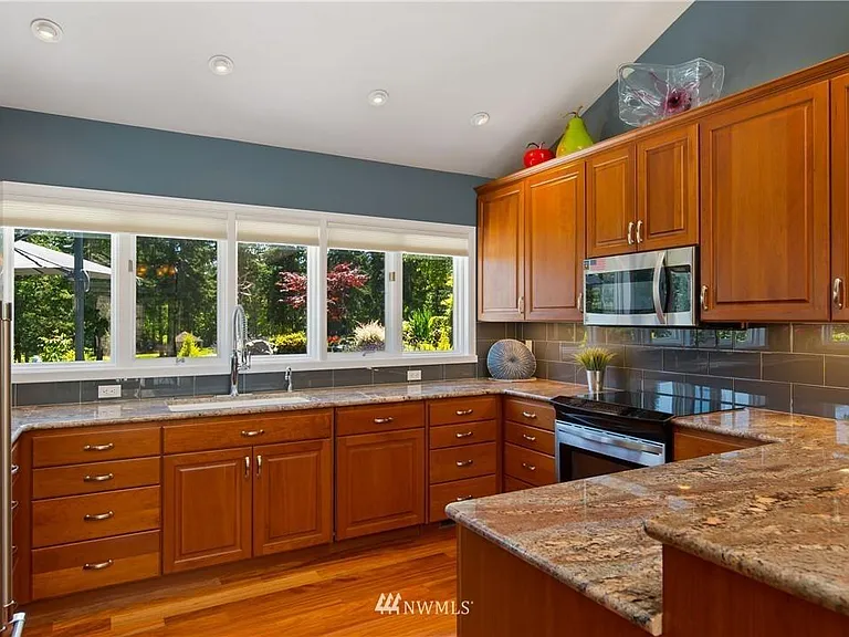 12707 54th Ave NW — Photo 13