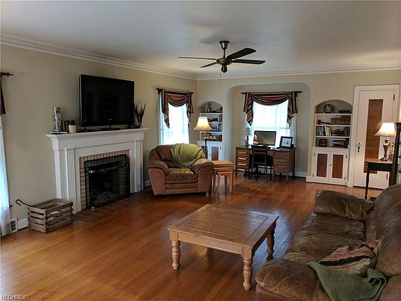 5th image of 123 Griswold Dr