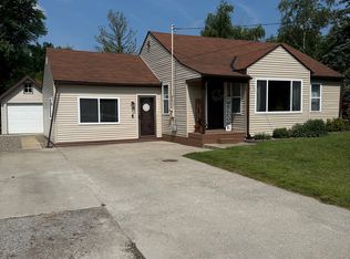5645 Midland Rd, Freeland, MI 48623