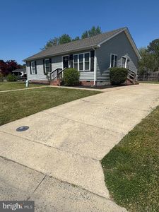 717 Ebenezer Dr, Salisbury, MD, 21801