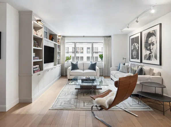 70 East 10th Street image 1 of 10