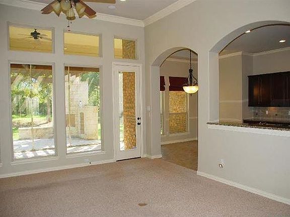 5th image of 349 Eagle Landing Dr