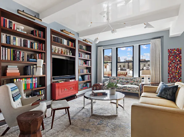 147 Waverly Place image 1 of 17