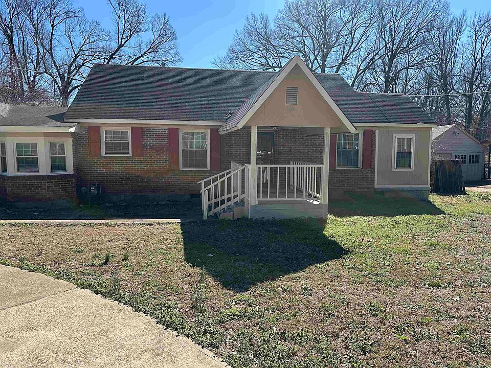 1st image of 903 Mosby Rd