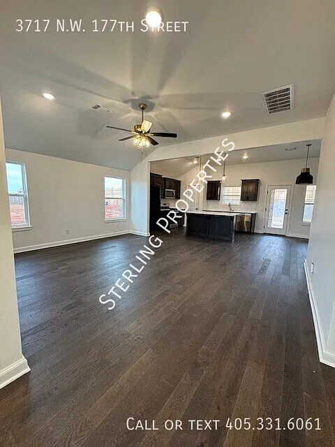 3 bed, 1495 sqft, $1,895 — Photo 3