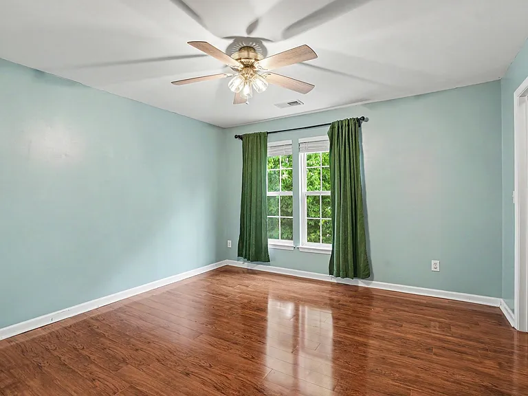 686 Huffine Manor Cir — Photo 12