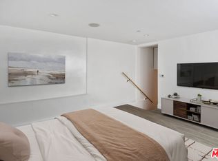 1105 Alta Loma Rd UNIT 5, West Hollywood, CA 90069