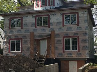 690 Forest Ave, Teaneck, NJ 07666