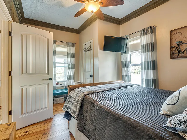 503 Sioux St — Photo 18