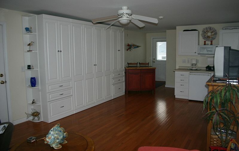 2nd image of 6 Ashworth Ave #40