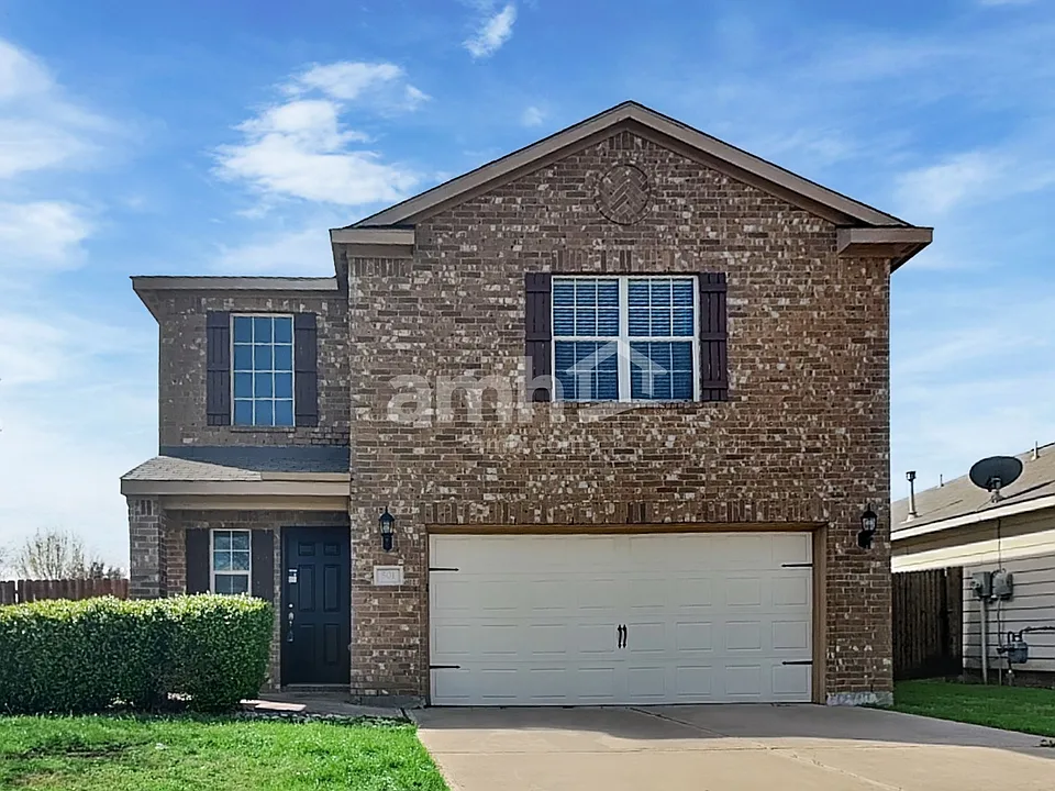 501 Hidden Dale Dr