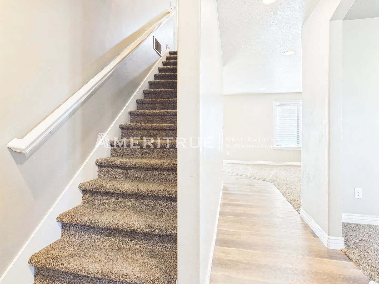 4 Bedroom 3 Bathroom House in Santaquin! — Photo 2