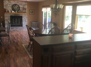 7N155 Nancy Ln, St Charles, IL 60175