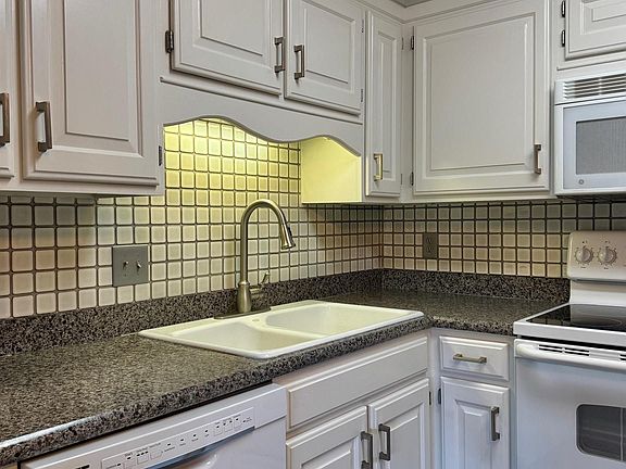 3rd image of 3001 S 51 Street Ct #329