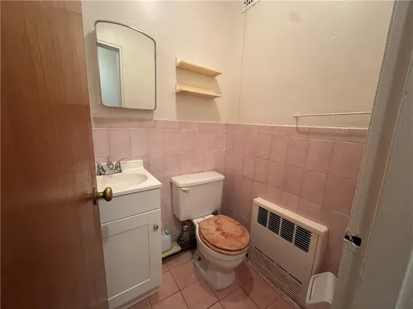 1992 West 13th Street image 17 of 23