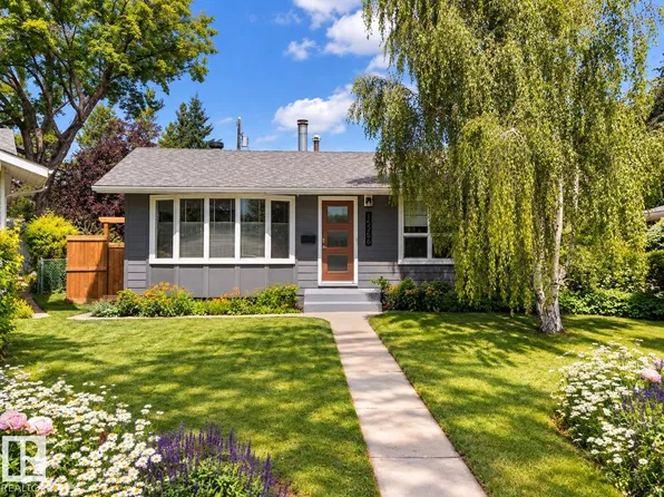 15256 86th Ave NW, Edmonton, AB T5R 4C3
