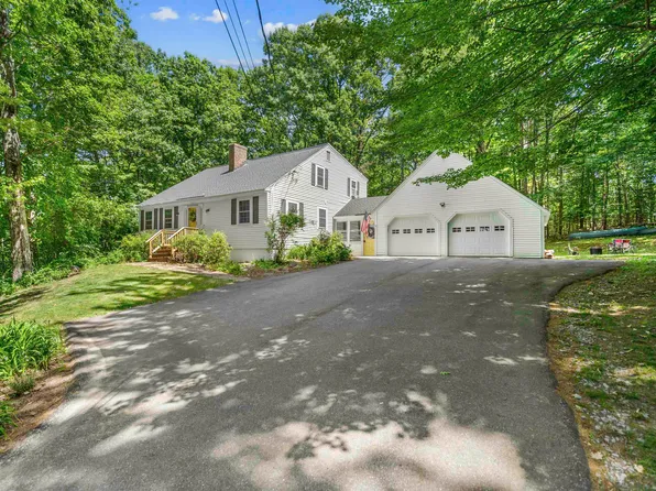 6 Bona Vista Drive, Bow, NH 03304