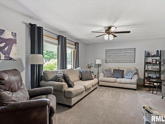5th image of 125 Wildrose Ln