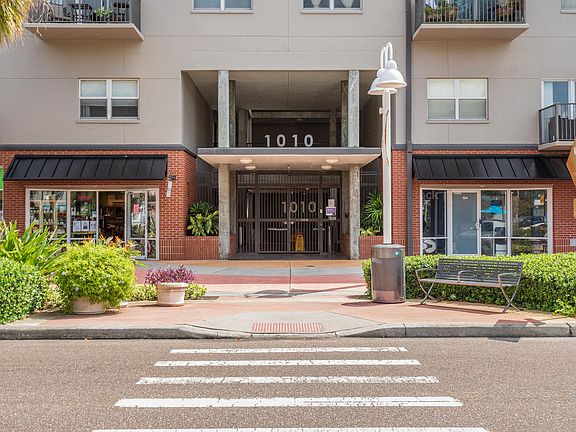 2nd image of 1010 Central Ave APT 414