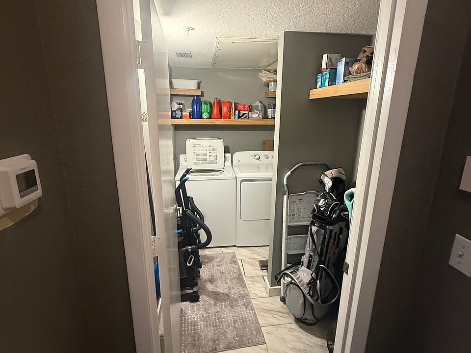 Laundry/Storage