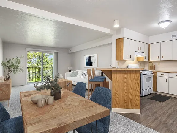 Dupont Lakes Apartments