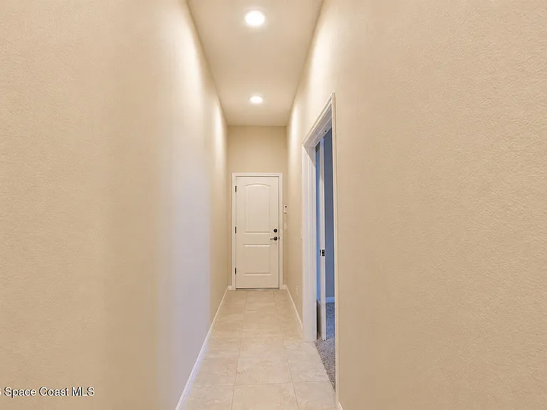 8810 Napolo Dr — Photo 15