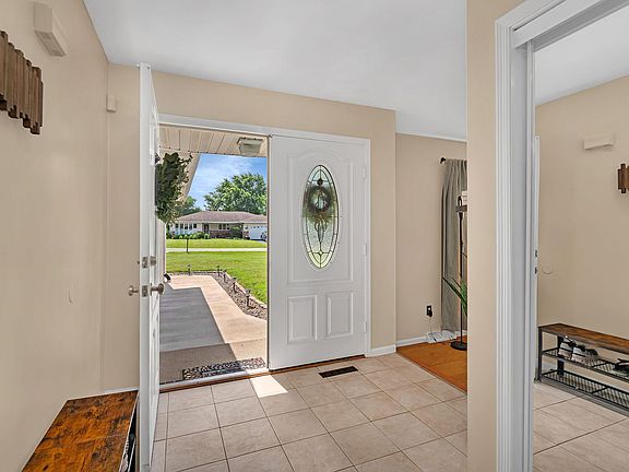 3rd image of 24158 Marble Rd