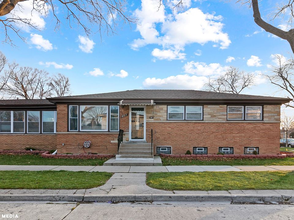 1st image of 3319 Lee St