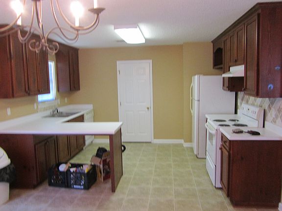 4th image of 3003 Tara Dr