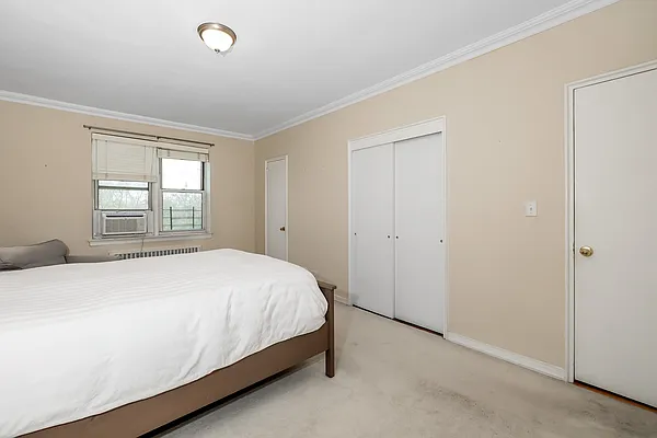 Sold by Trebach Realty | media 29