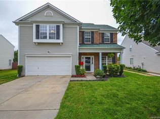 1019 Hipp Rd, Charlotte, NC 28216