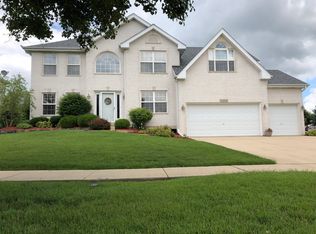 13235 Brooklands Ln, Plainfield, IL 60585