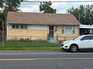 3418 Great Neck Road, Amityville, NY 11701