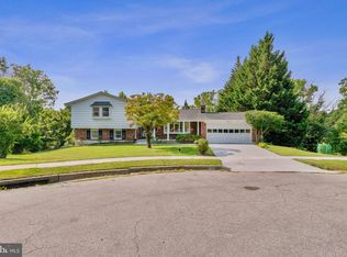 225 Solway Ct, Lutherville Timonium, MD 21093