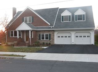 1320 Detweiler Ave, Hellertown, PA 18055