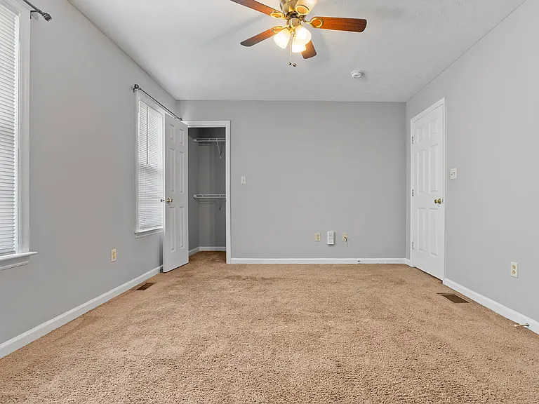 1100 Richmond Green Dr — Photo 15
