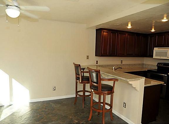 3rd image of 7808 Tommy Dr Unit 22