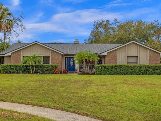 1377 Blue Spruce Ct, Winter Springs, FL 32708
