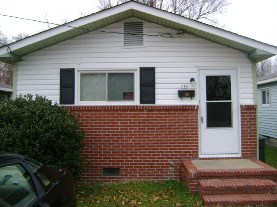 2nd image of 133 Settlers Landing Rd